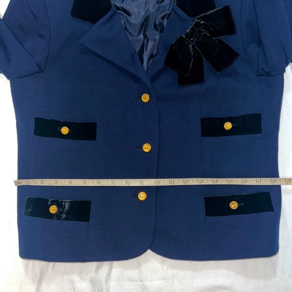 CHANEL Vintage 1980’s Matching Navy Blue Suit and Skirt Set with Black Velvet 40 - Picture 11 of 16